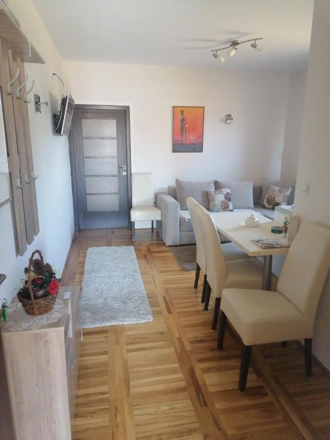 Apartmani Tarsko Sunce Kaludjerske Bare Bagian luar foto