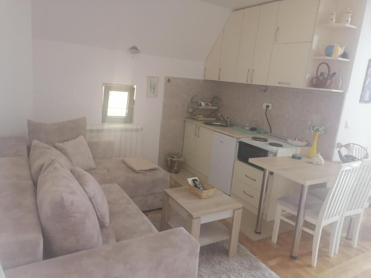 Apartmani Tarsko Sunce Kaludjerske Bare Bagian luar foto